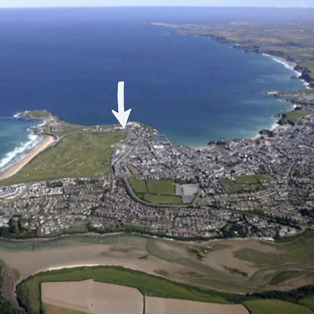 Apartment 100M From Fistral Beach- Underground Parking-Surf Shower & Locker- Sleeps 6 Newquay  Exterior photo